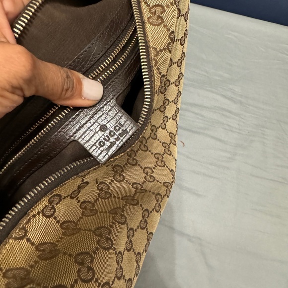 Gucci Monogram Medium Horsebit Chain Hobo - Picture 11 of 16